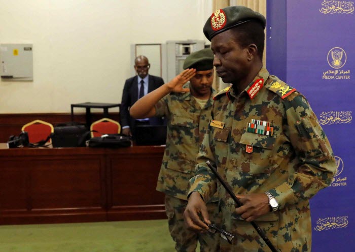 «العسكري السوداني»: فض الاعتصام «فخ» لقوات «الدعم السريع»
